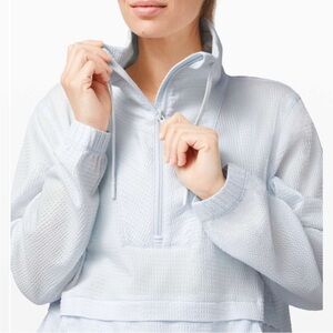 Lululemon Pack Light Pullover in Almost Blue, Size 8.